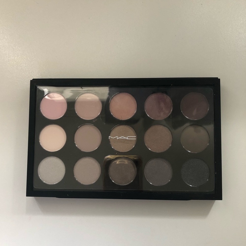 MAC Cool Neutral Eyeshadow Palette